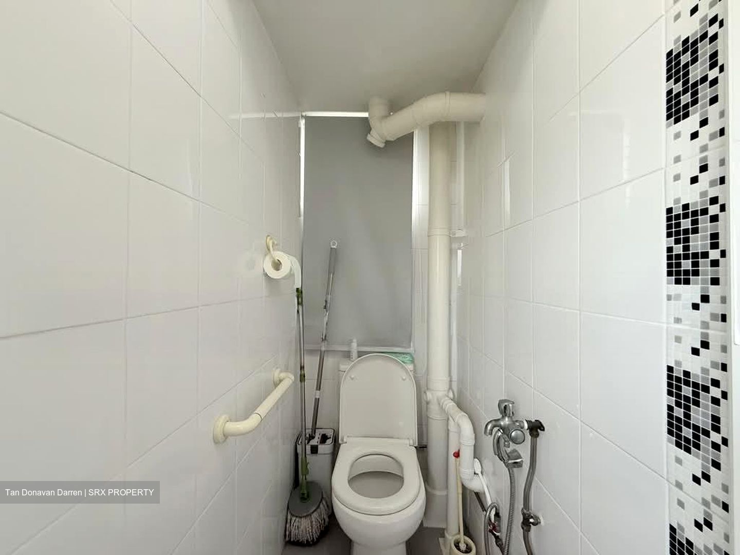 Blk 412 Pandan Gardens (Jurong East), HDB 3 Rooms #588133671
